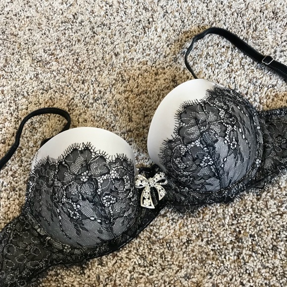 Victoria's Secret Other - ❤️ FINAL DAY ❤️ VS DREAM ANGEL DEMI BRA